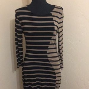 Color Block Dress Perfect for your Curves!